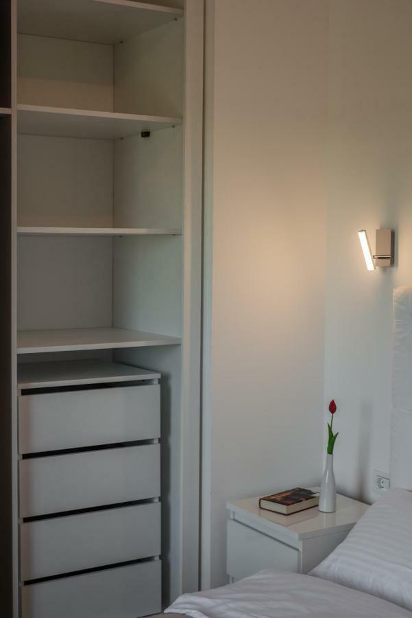 Apartments Steel Residence- Tesla Drive Experience Тимишоара Стая снимка